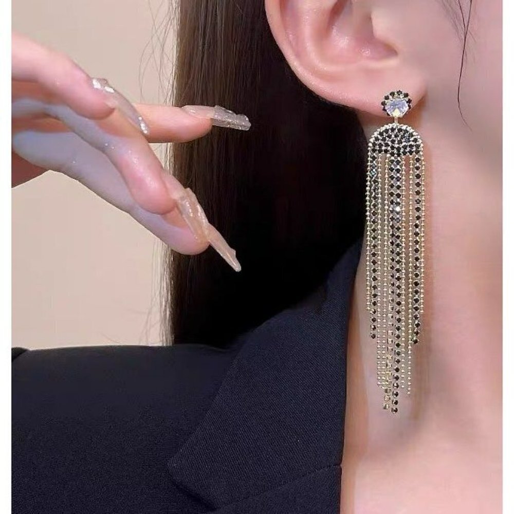 Long Fringed Earrings Full Of Diamond Earrings Trend Earrings - Picture 4 of 5